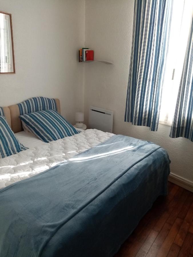 Agréable appartement dans le vieux Trouville Esterno foto